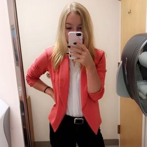 Meet your Posher, Halina